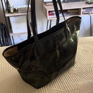 Kate Spade Heart 🖤Patent Black Tote